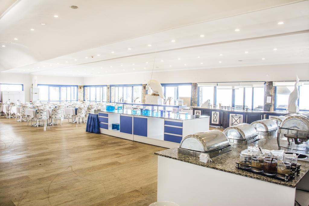 Club Blue White All Inclusive Тургутрейс Екстериор снимка